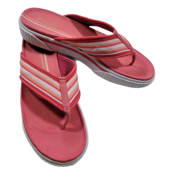 Clarks Shoes - Clarkers Rubber Sole Y2K Pink And White Flip Flop Canvas Sandals Size 10